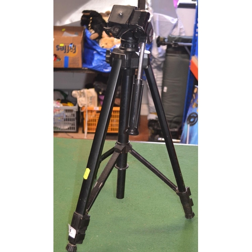 64 - Velbon camera tripod, with camera mount