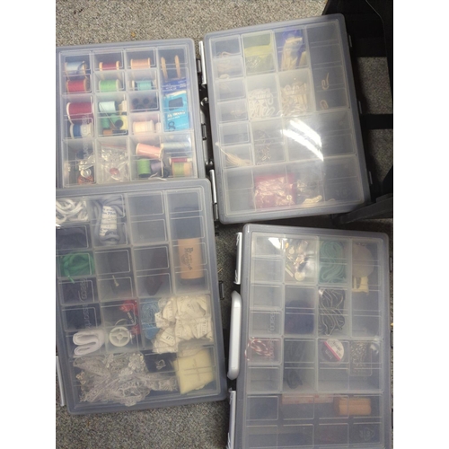 154C - Small organising unit of haberdashery items