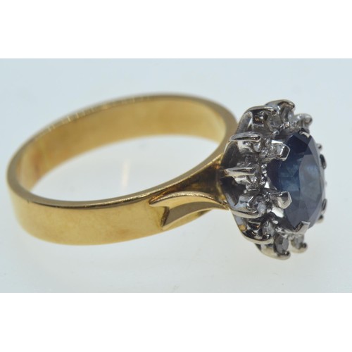 15 - 18ct gold, sapphire & diamond cluster ring, size O, 5.9 grams