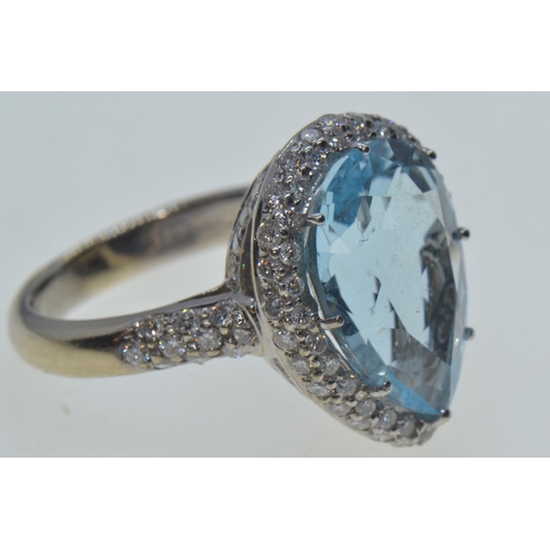 16 - 18ct white gold, blue topaz & diamond cluster ring, size L1/2, 8.15 grams