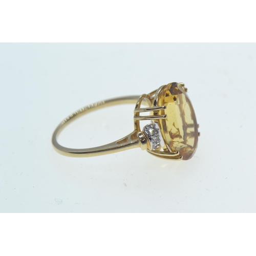 35 - 9ct gold, citrine & white stone ring, hallmarked Birmingham, size O, 3.13 grams