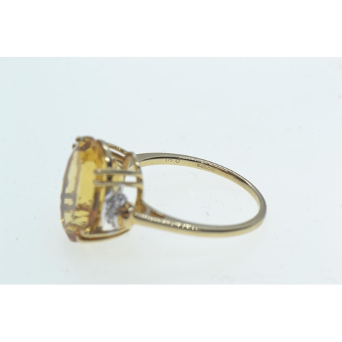 35 - 9ct gold, citrine & white stone ring, hallmarked Birmingham, size O, 3.13 grams