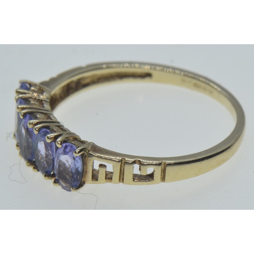 67 - 9ct gold & tanzanite ring, size O1/2, 1.76 grams