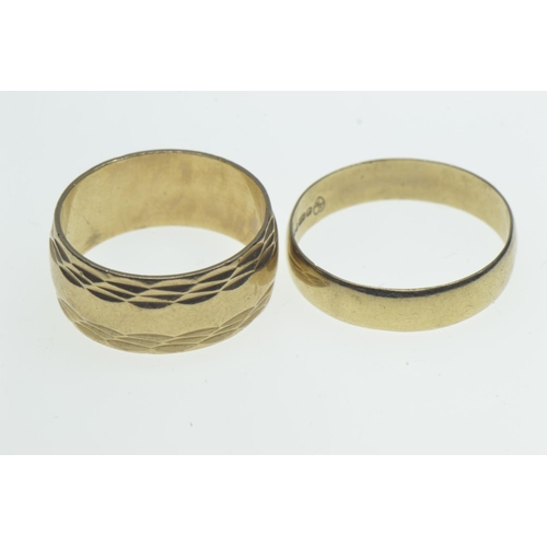 102 - Two 9ct gold band rings, both hallmarked London, size R & W respectively, gross weight 8.5 grams