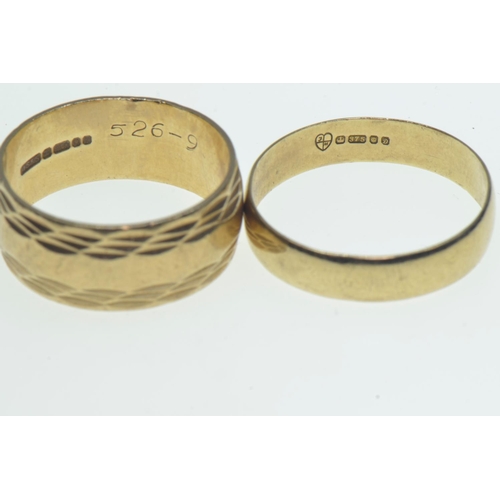 102 - Two 9ct gold band rings, both hallmarked London, size R & W respectively, gross weight 8.5 grams