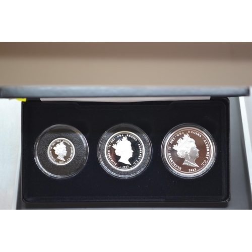 680 - Cased Jubilee Mint Alderney ltd. ed. 'The Official 2022 Royal National Lifeboat Institution Solid Si... 