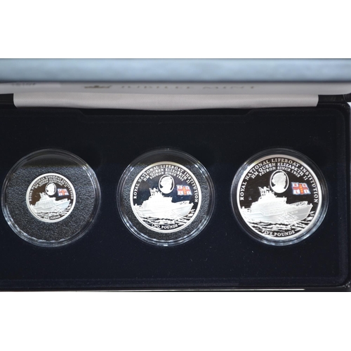 680 - Cased Jubilee Mint Alderney ltd. ed. 'The Official 2022 Royal National Lifeboat Institution Solid Si... 