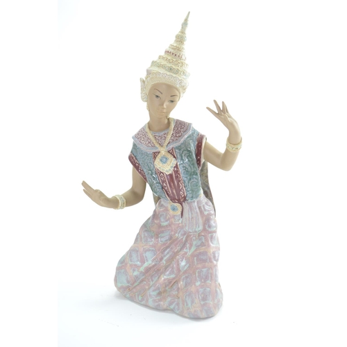 726 - Lladro figure of a Thai dancing girl by Vincente Martinez, model 2069, 43.5cm height, two digits mis... 