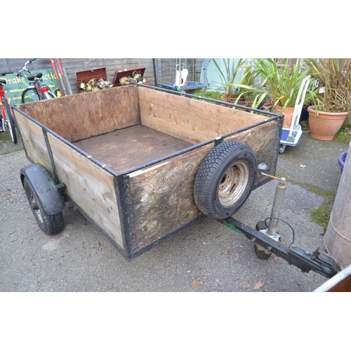 26 - Metal framed single axle trailer. W136cm L189cm (body only)