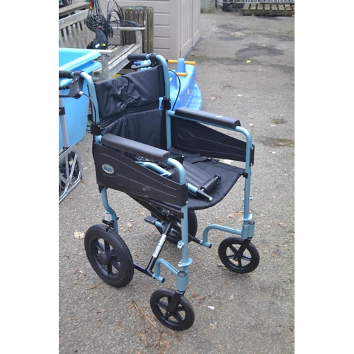 91 - Days Folding Escape-lite wheelchair, with foot plates