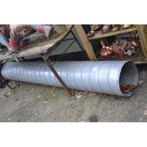 96 - 270cm length of galvanised flue/pipe section. D36cm.