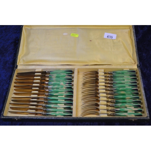 670 - Deco style dessert knives and forks in padded display box, with colourful handles. Set of twelve.&nb... 