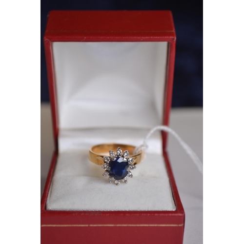 770 - 18ct gold, sapphire & diamond cluster ring, size O, 5.9 grams