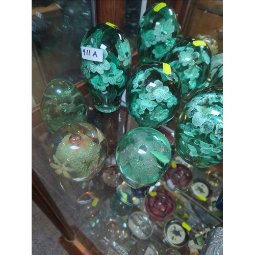 911A - 6 Victorian green glass dump paperweights. Tallest measures 126cm. 