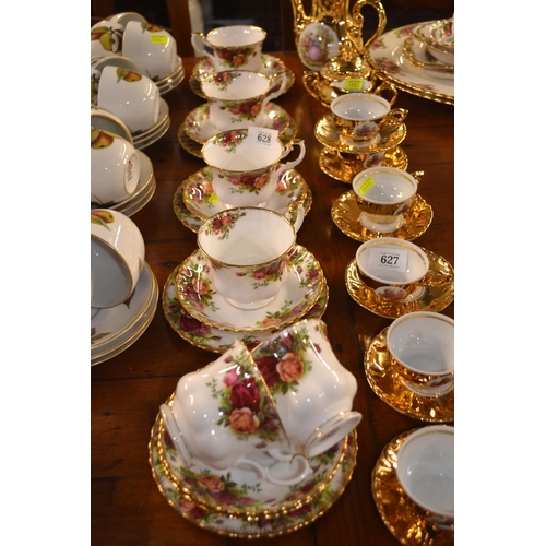 287 - Royal Albert Old Country Roses six tea cups and saucers with cake plates