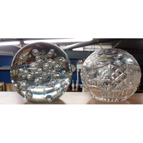 260 - Captive bubbled paperweight ( dia 14cm) & a cut glass bowl.