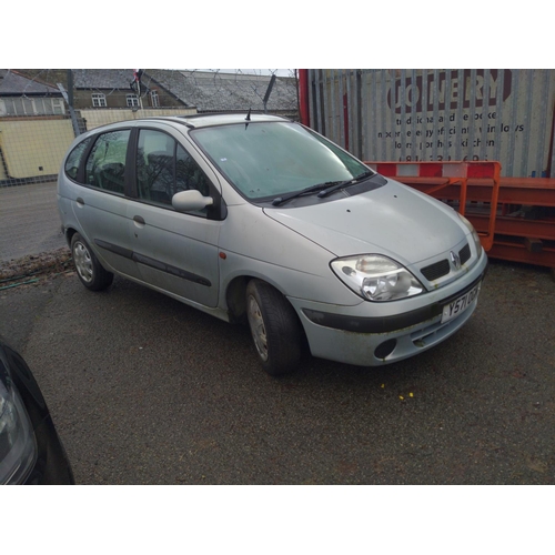 47 - Renault Megane 1.6 16v Y571 OGM - Automatic 55,000 miles, no MOT, clean interior Sorn'ed for 3 years... 