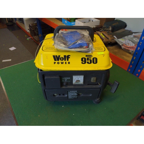 87 - Wolf 950 portable generator, 720W. 