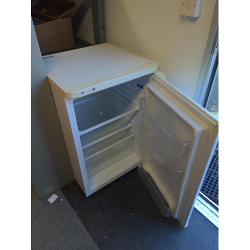 95 - Indesit undercounter fridge