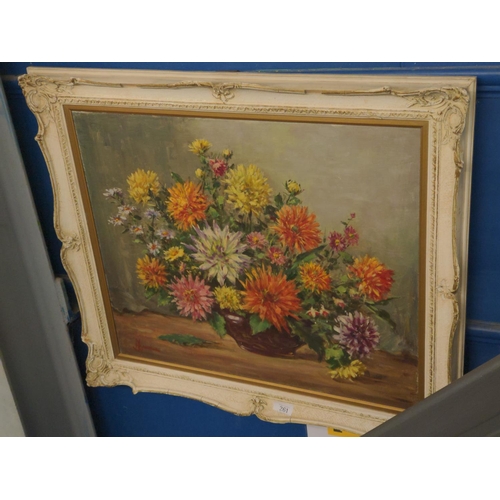 261 - A Randall- Floral still life, oil on canvas. 75cm x 63cm inclusive of frame.