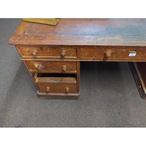 347 - Knee hole desk with 9 drawers with leather top. W 152 D 83 H 75cm