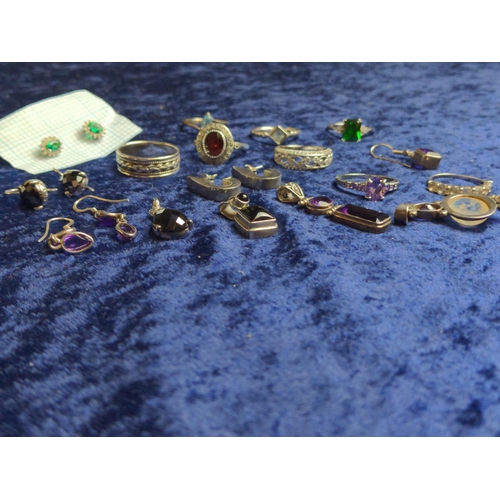 418 - Collection of 925 silver & white metal jewellery, some gem set, including eight rings, four pend... 