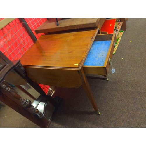 524 - Single drawer mahogany double leaf occasional table on original castors plus a faux drawer. Unextend... 