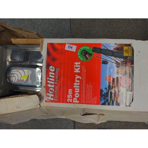 114 - Hotline electric fencing 25m poultry kit, not used