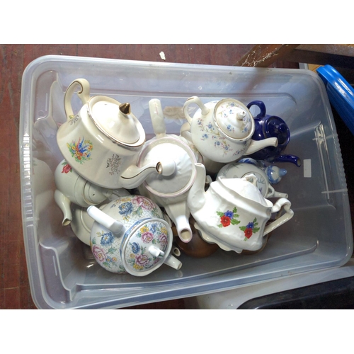 185 - three boxes of tea pots