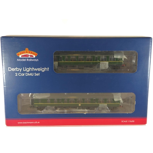 10 - Derby Lightweight 2 car DMU BR Green with speed whiskers, DCC ready. Manufactured by Bachmann. Maker... 