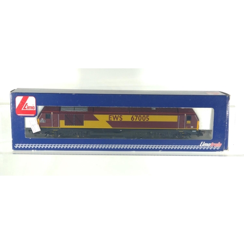 119 - Diesel Locomotive Class 67005 EWS Queen's Messenger. Manufactured by Lima. Makers Catalogue no L2049... 