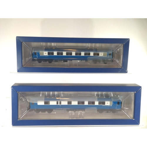 2 - Midland Pullman 6 car unit Nanking Blue with yellow ends - DCC on board. Manufactured by Bachmann. M... 