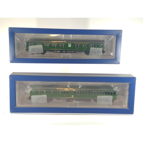 8 - 2H Thumper 2 car DEMU BR Green (V) Kernow Model Rail Centre, DCC ready. Manufactured by Bachmann. Ma... 