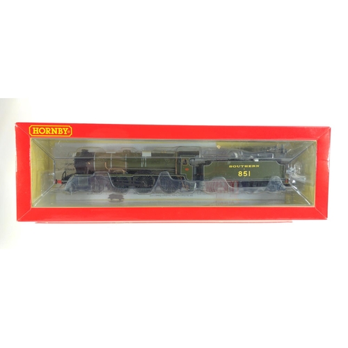 206 - SR Lord Nelson Class Sir Francis Drake 851, DCC ready. Manufactured by Hornby. Makers Catalogue no R... 