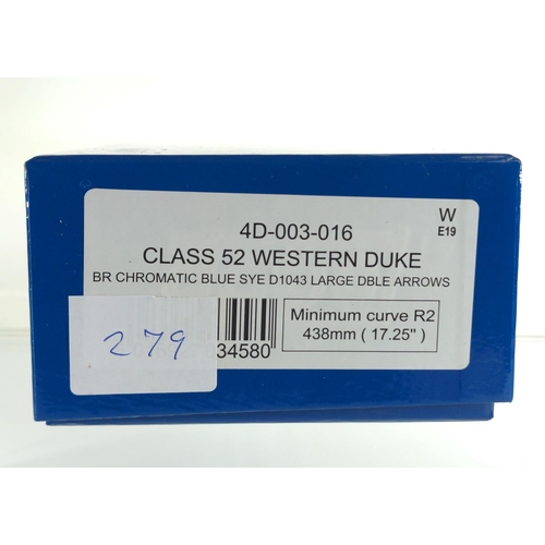 279 - Class 52 Diesel D1043 BR Chromatic Blue Ske Western Duke large double arrows, DCC ready. Manufacture... 