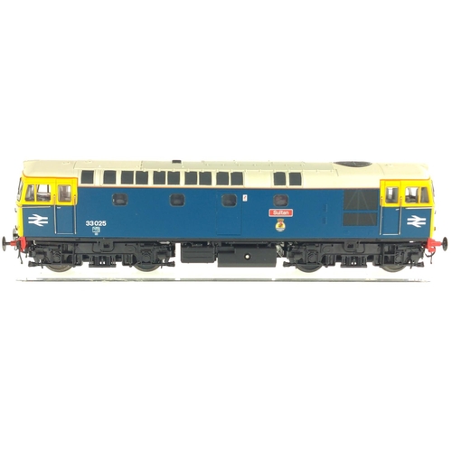 464 - Class 33 Sultan Diesel 33025 Grey Roof, DCC ready. Manufactured by Heljan. Makers Catalogue no 3312