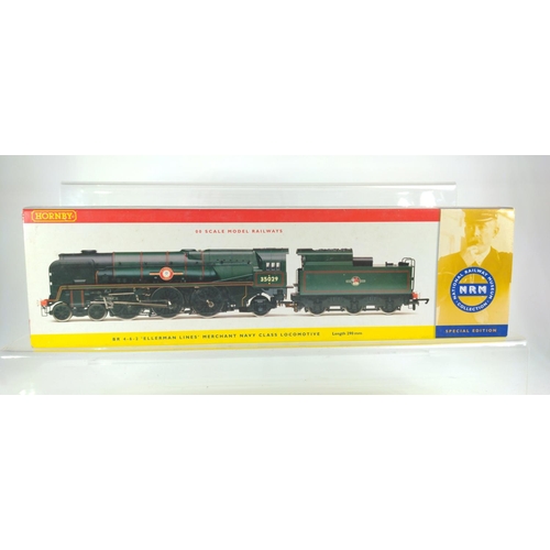 489 - BR 4-6-2 Merchant Navy Class Ellerman Lines. Manufactured by Hornby. Makers Catalogue no R2294