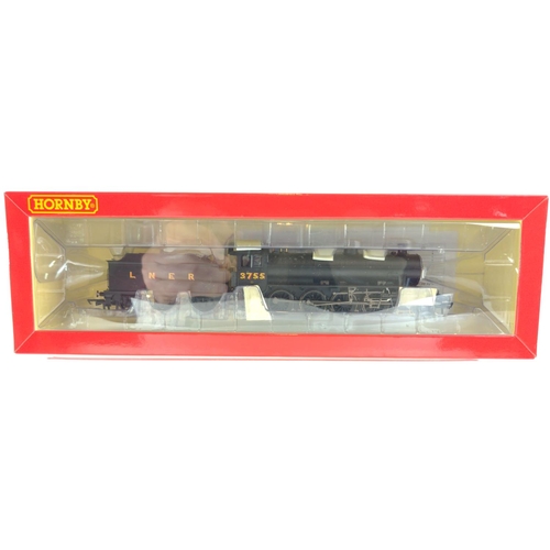 216 - LNER 2-8-0 Thompson Class O1 3755, DCC ready. Manufactured by Hornby. Makers Catalogue no R3088X