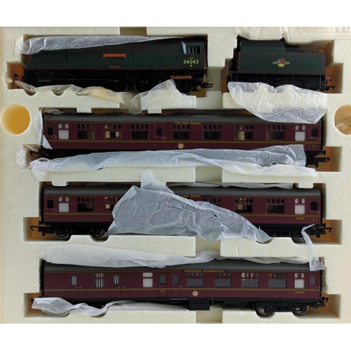 297 - Ltd Edition 291 of 3000 The Pines Express Train Pack. Manufactured by Hornby. Makers Catalogue no R2... 