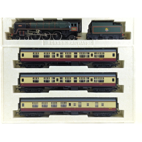 303 - Ltd Edition 2331 of 3000 The Bristolian Train Pack. Manufactured by Hornby. Makers Catalogue no R203... 