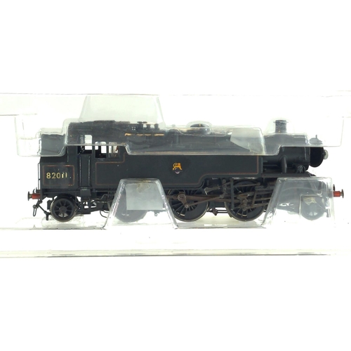 133 - BR Standard Class 3MT Tank 82029 BR Lined Black Early Emblem, DCC ready. Manufactured by Bachmann. M... 