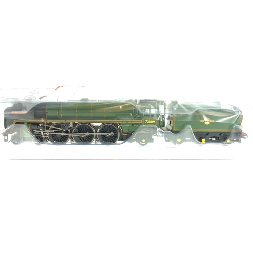 225 - Late BR Clan Class 4-6-2 Clan Stewart 72009, DCC ready. Manufactured by Hornby. Makers Catalogue no ... 