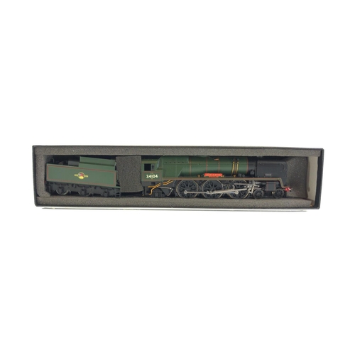 148 - Brand New Hornby BR/SR Rebuilt West Country 34104 Bere Alston, DCC ready. Manufactured by Carriage &... 