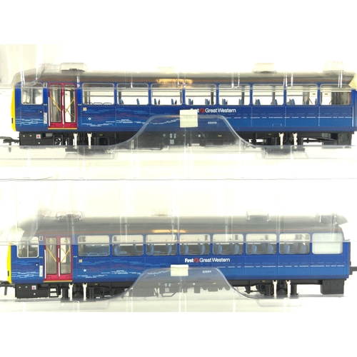 373 - First Great Western 143-213 Class 143 Local Lines Livery, DCC ready. Manufactured by Real Track Mode... 