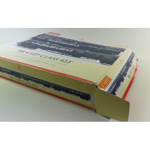 307 - BR 4 VEP Class 423 Train Track, DCC fitted. Manufactured by Hornby. Makers Catalogue no R2946X