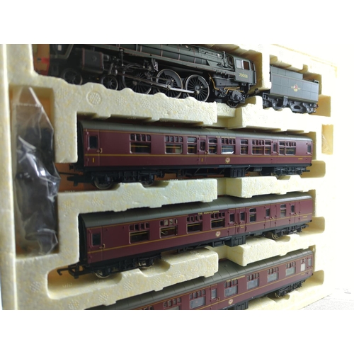 429 - Ltd Edition 1410 of 1500 The Norfolkman Train Pack, DCC ready. Manufactured by Hornby. Makers Catalo... 