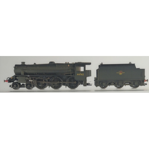 503 - BR 4-6-0 Class 5MT Locomotive Weathered 44762. Manufactured by Hornby. Makers Catalogue No R2360