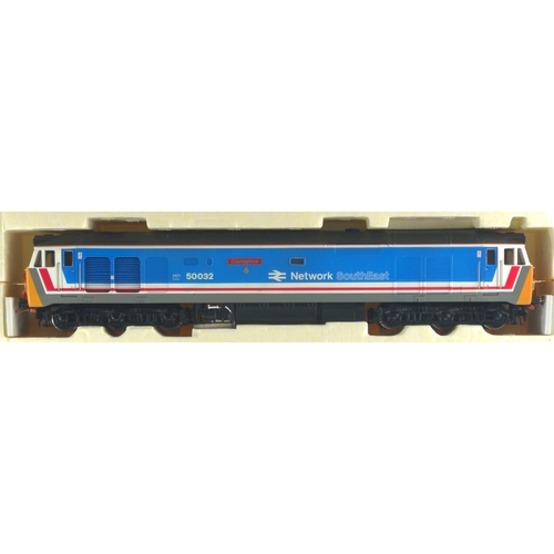 509 - Class 50 50032 Courageous Network South East, DCC ready No leaflets or cardboard inner slip. Manufac... 