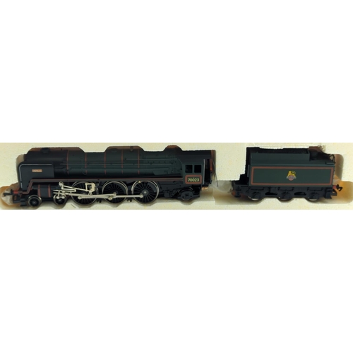 613 - BR 4-6-2 Britannia Class 7MT Locomotive Venus 70023 from The Bristolian Train Pack 2633 of 3000. Man... 