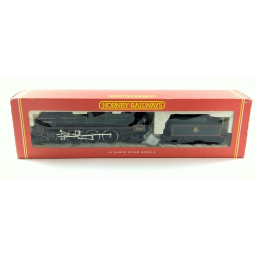 621 - BR 4-6-2 Locomotive Britannia Class 70028 Royal Star. Manufactured by Hornby. Makers Catalogue No R2... 